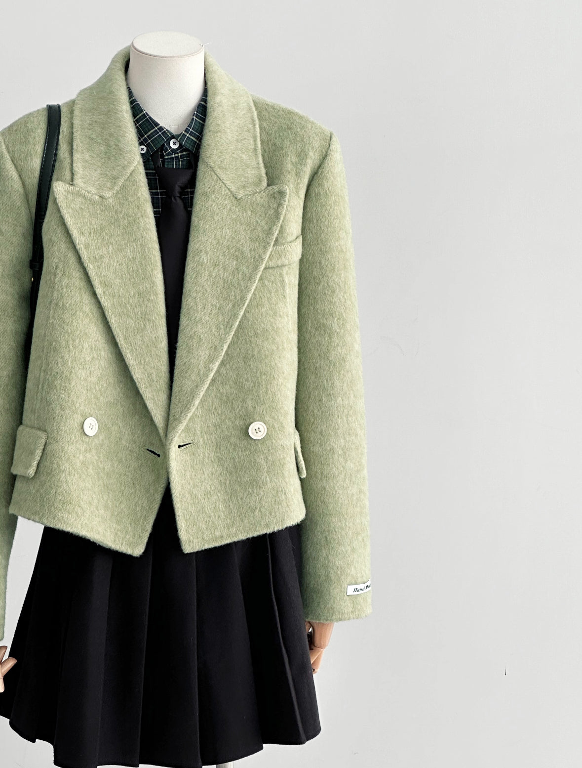 ‘Veyra’ Double-Faced Short Women Blazer (Green)