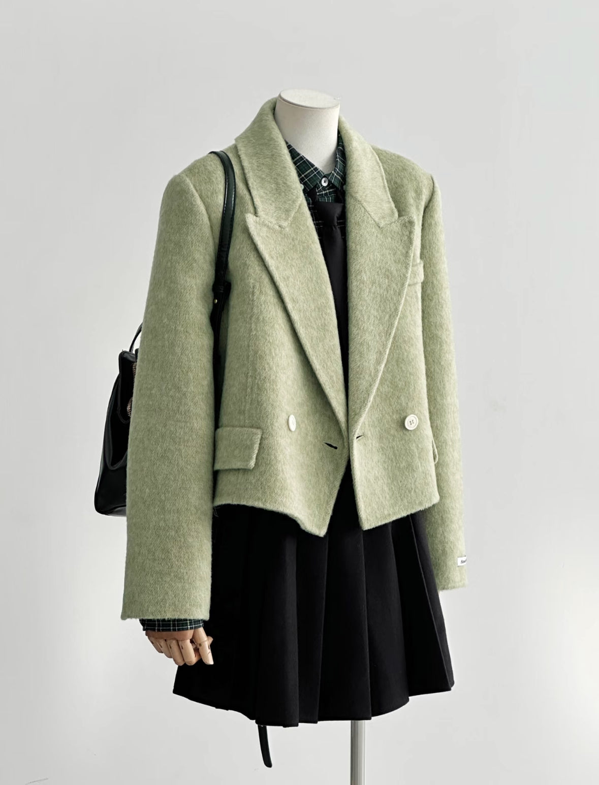 ‘Veyra’ Double-Faced Short Women Blazer (Green)