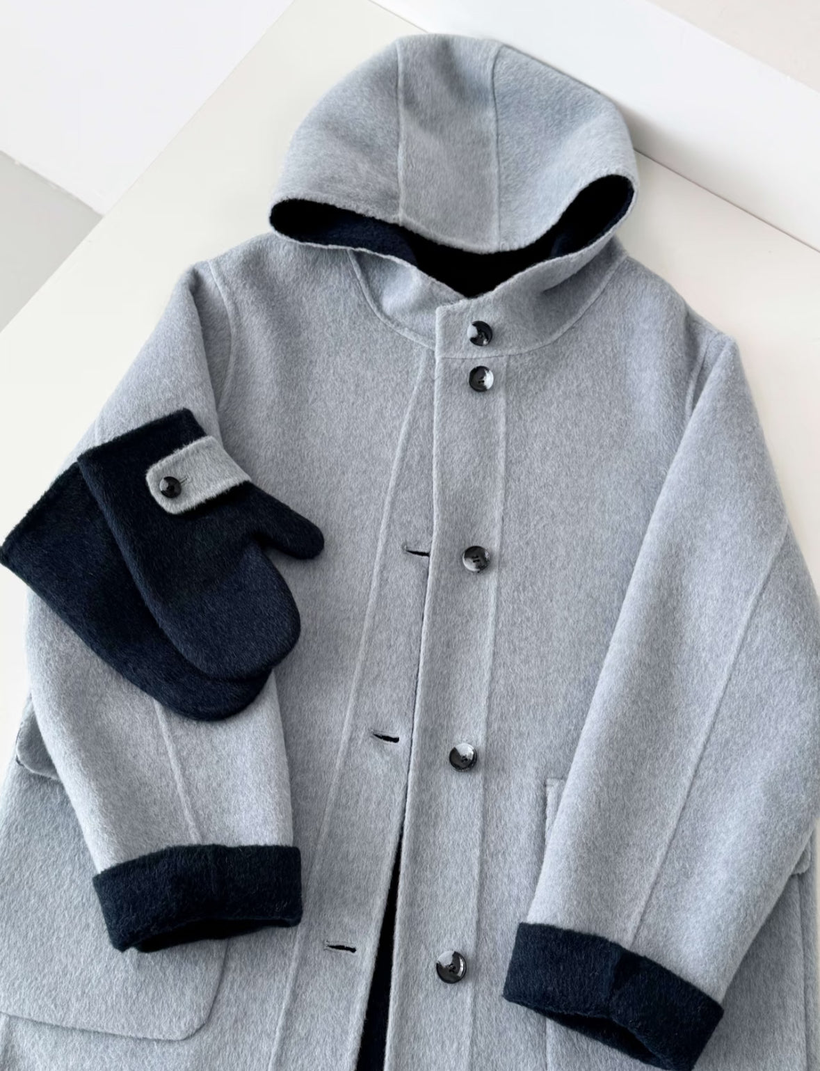 Bivor Two-tone Wool Jacket with Gloves - Blue