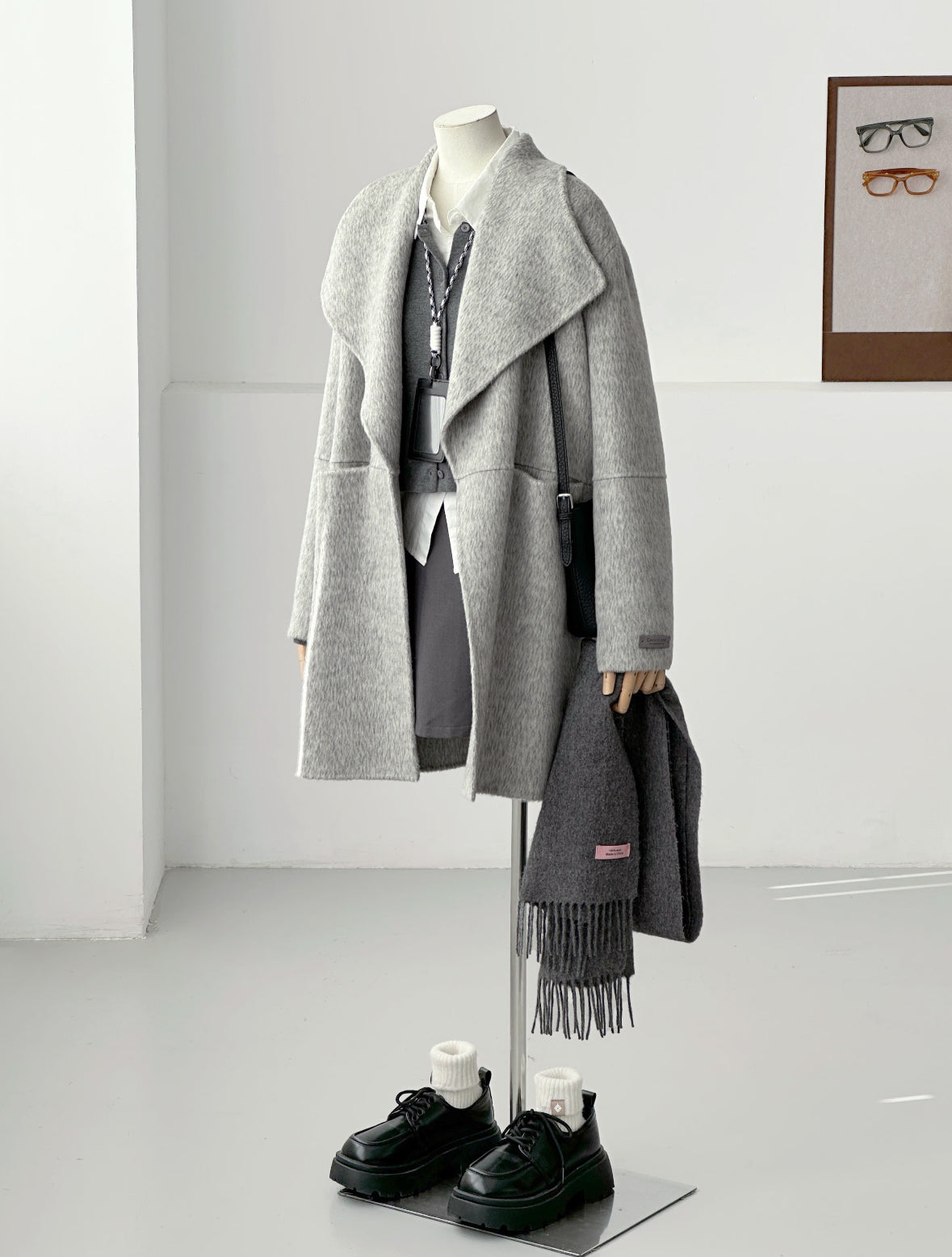 Velin Wide Lapel Belted Wool Coat - Gray