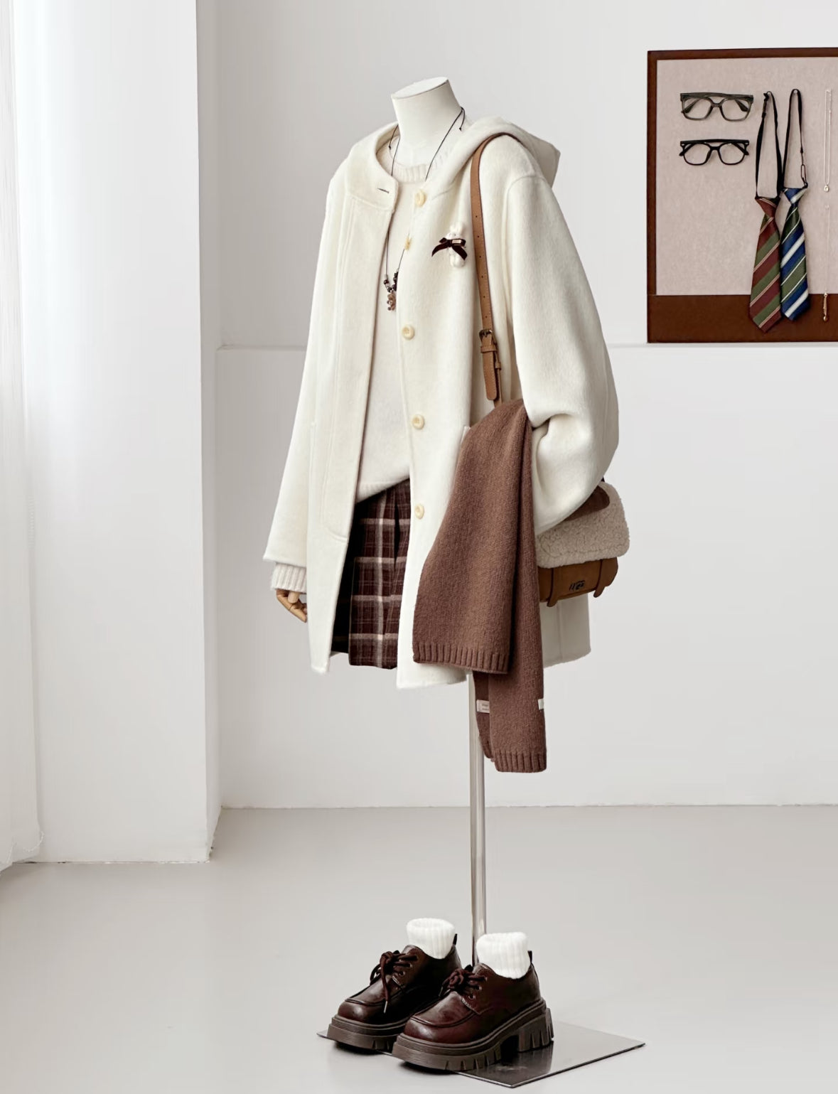 Sera Mid-Length Wool Hooded Jacket - White