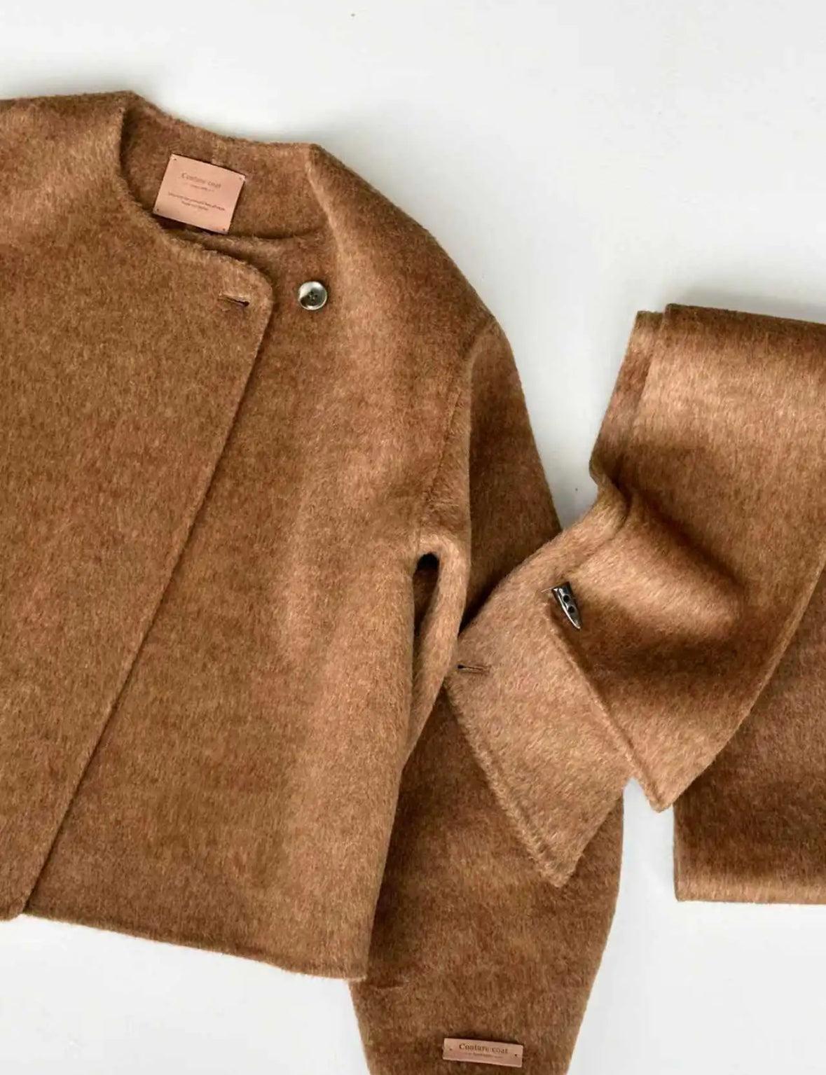 Vela Minimalist Wool Coat with Scarf - Chestnut